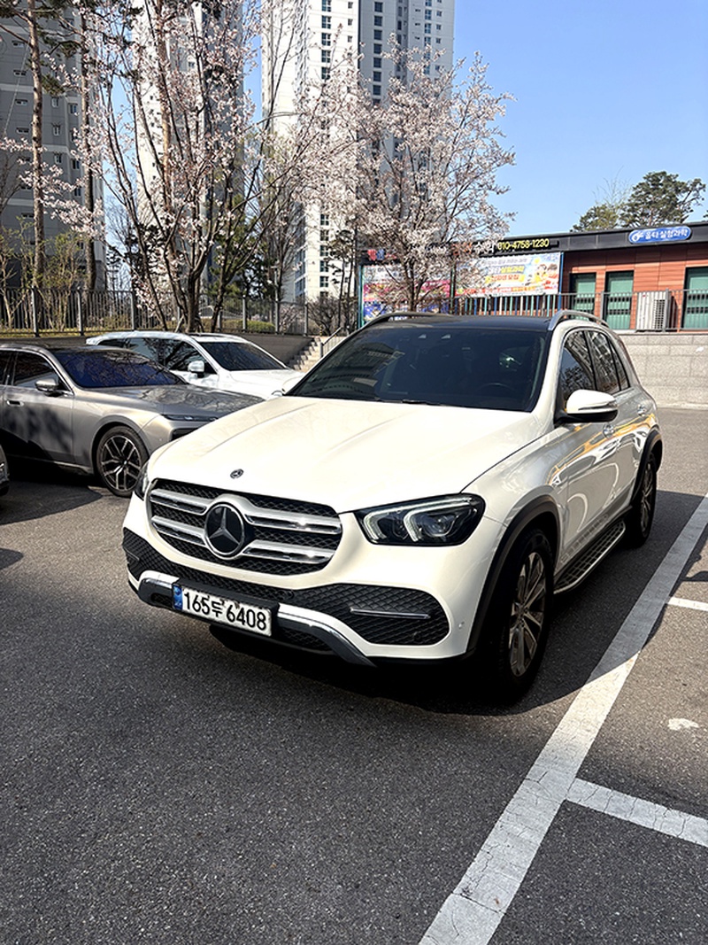 Mercedes-Benz GLE-Class