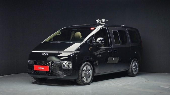 Hyundai Staria 2023