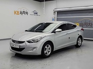 Hyundai Avante 2012