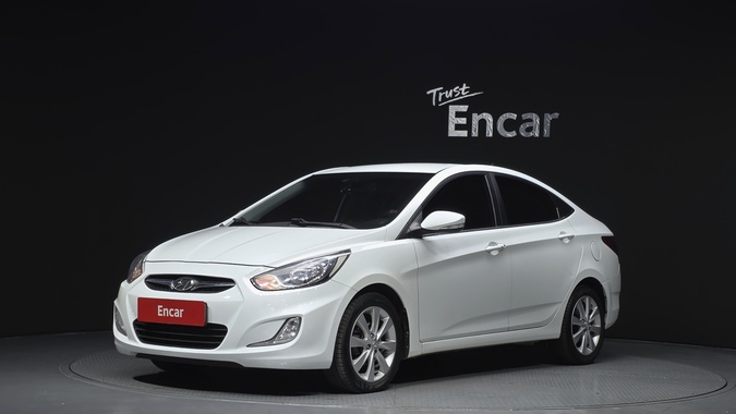 Hyundai Accent 2012