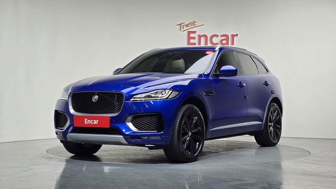 Jaguar F-Pace 2016