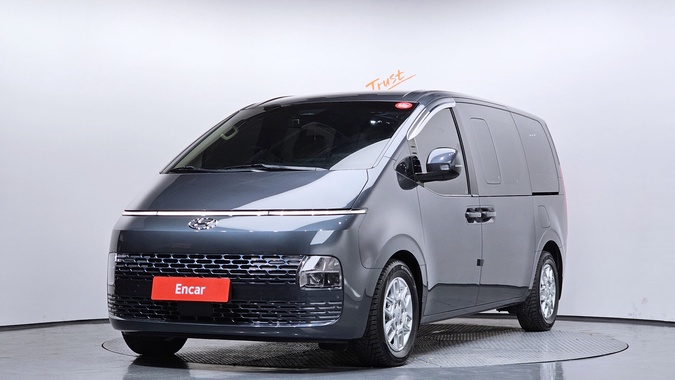 Hyundai Staria 2023