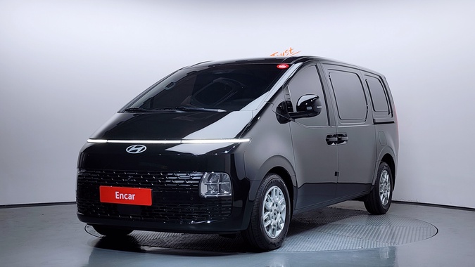Hyundai Staria 2025