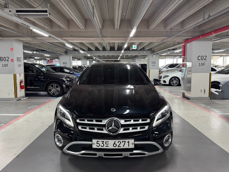 Mercedes-Benz GLA-Class