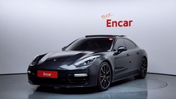 Porsche Panamera 2019
