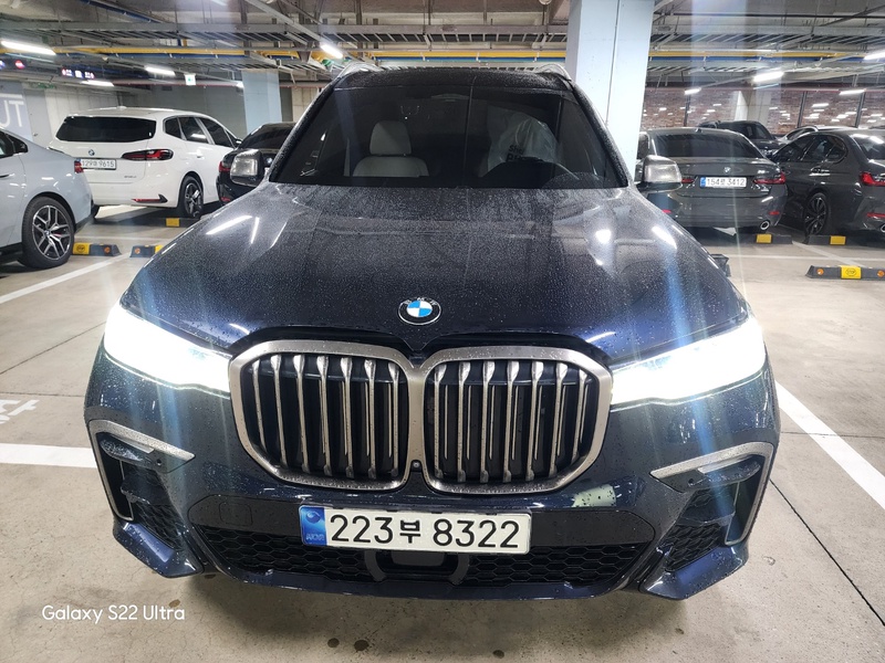 BMW X7