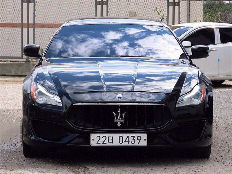 Maserati Quattroporte