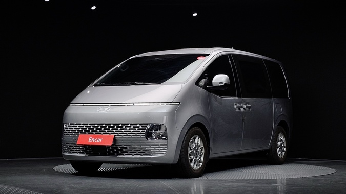 Hyundai Staria 2025