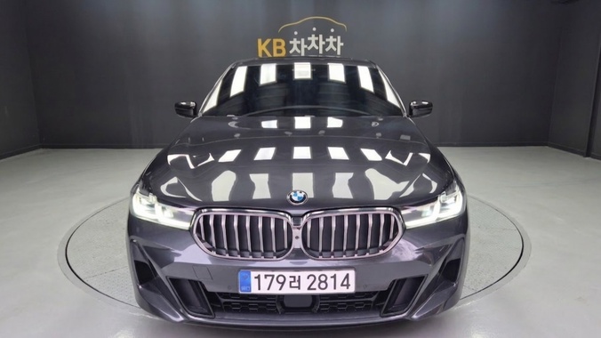 BMW Gran Turismo 2023