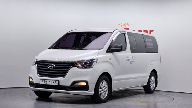 Hyundai Starex 2018