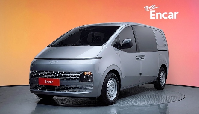 Hyundai Staria 2024