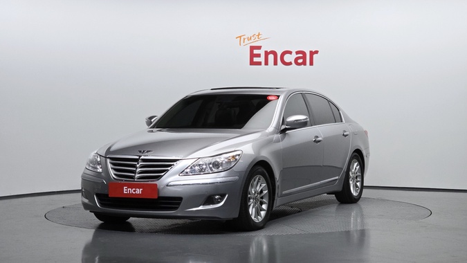 Hyundai Genesis 2010