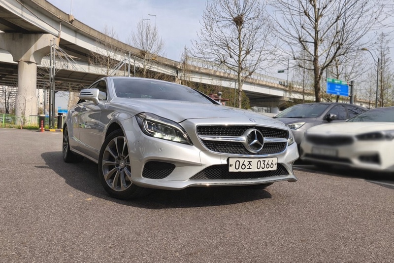 Mercedes-Benz CLS-Class