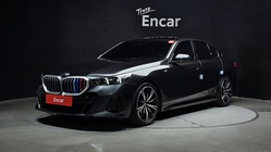 BMW 5 Series 2025
