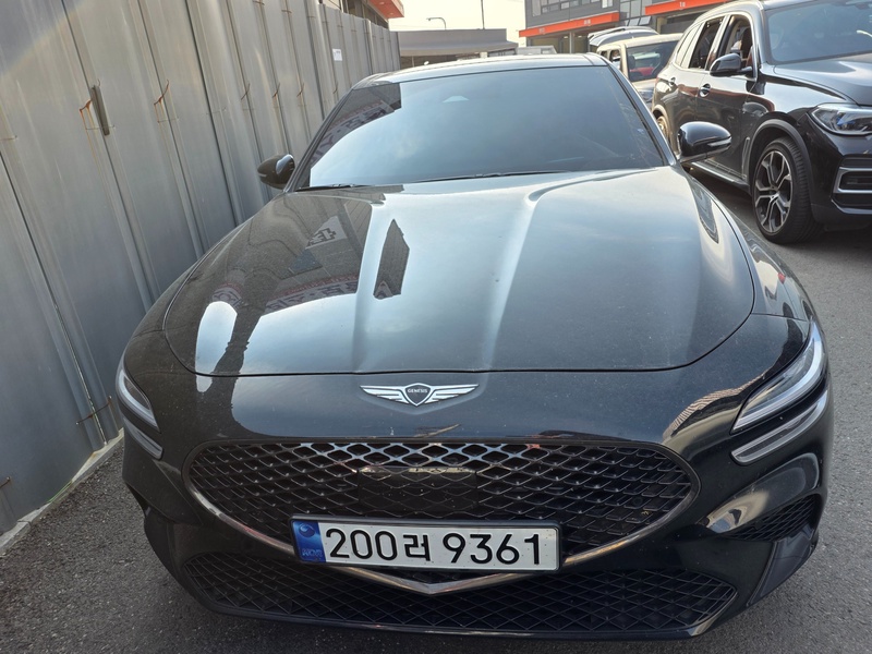 Genesis G70