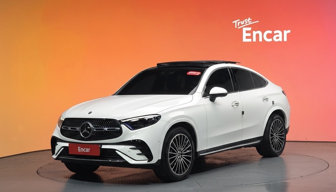 Mercedes-Benz GLC-Class 2023