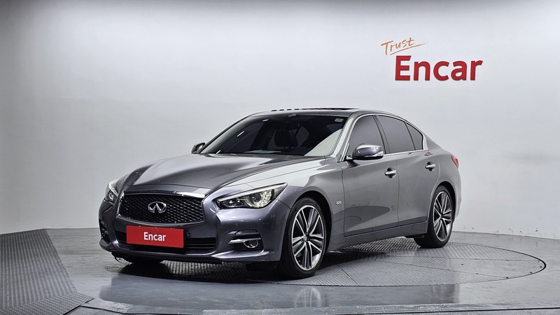 Infiniti Q50