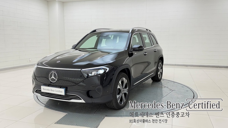 Mercedes-Benz EQB
