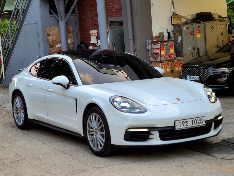 Porsche Panamera