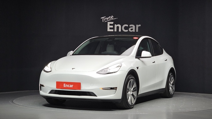 Tesla Model Y 2022