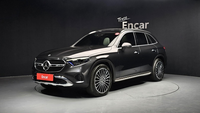 Mercedes-Benz GLC-Class 2024