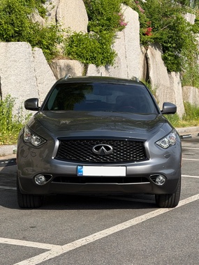 Infiniti FX 2012