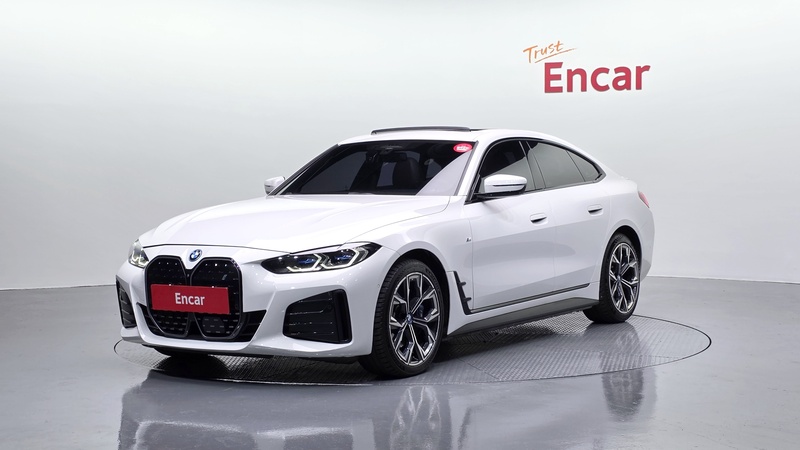 BMW i4