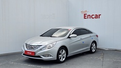 Hyundai Sonata 2011