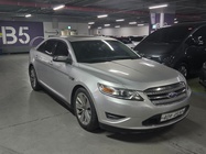 Ford Taurus 2012
