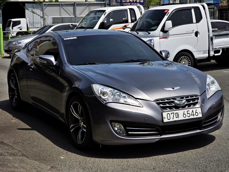 Hyundai Genesis