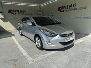 Hyundai Avante 2012