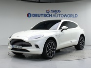 Aston Martin DBX 2021