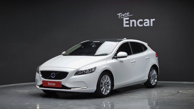 Volvo V40 2014
