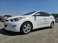 Hyundai Avante 2012