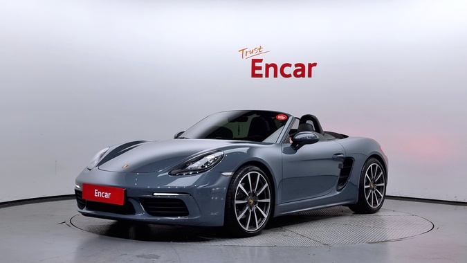 Porsche 718 2016