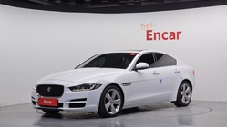 Jaguar XE 2017