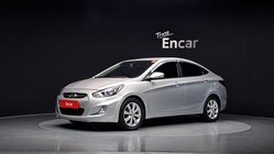 Hyundai Accent 2012