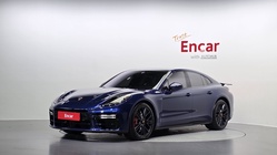 Porsche Panamera 2025