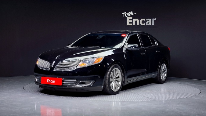 Lincoln MKS 2016