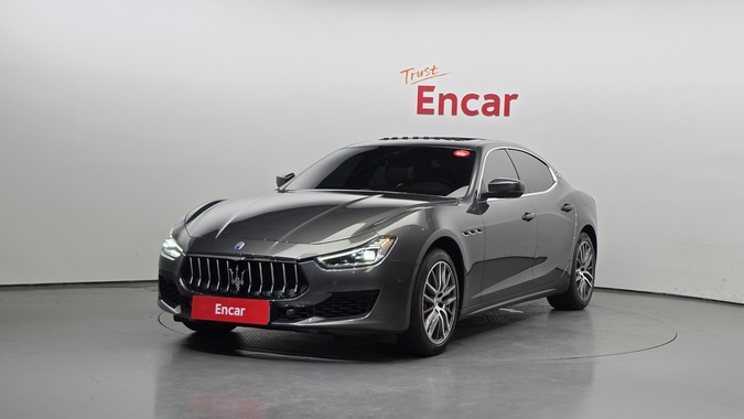 Maserati Ghibli 2021