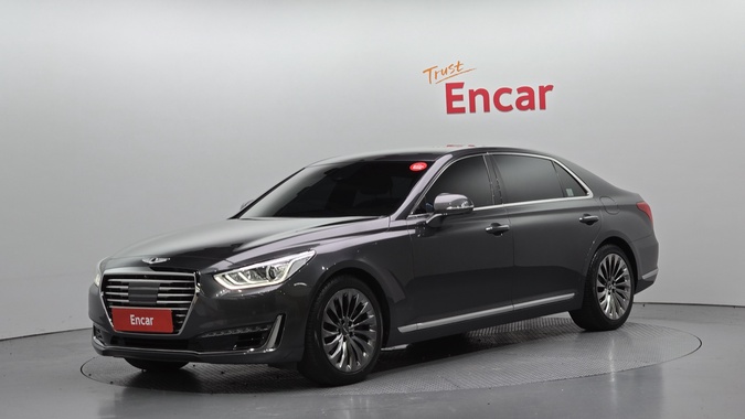 Genesis EQ900 2017