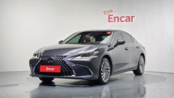 Lexus ES 2022