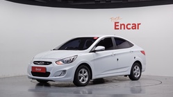Hyundai Accent 2013