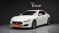 Maserati Ghibli 2022
