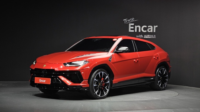 Lamborghini Urus 2024