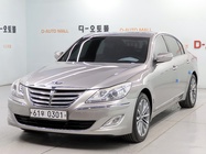 Hyundai Genesis 2010