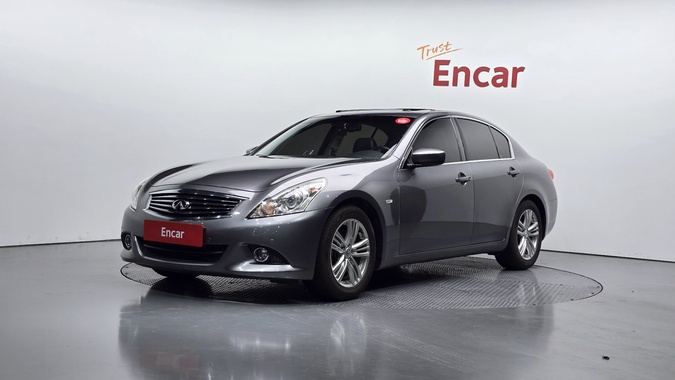 Infiniti G 2010