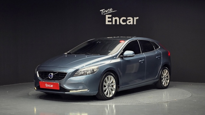 Volvo V40 2013