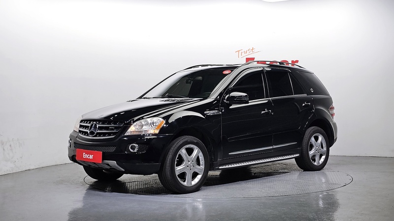 Mercedes-Benz M-Class