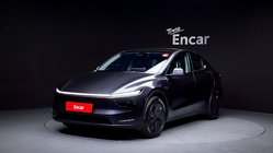Tesla Model Y 2025